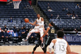 乐竞体育-国王杯倒计时，菲尼克斯太阳集结日绝杀压哨，细节引发关注，话题不断，年轻球员得到机会的简单介绍